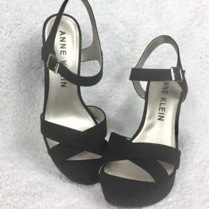 Anne Klein Women Platform